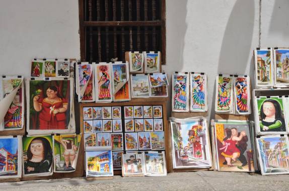 Arte em praça de Cartagena, na Colômbia